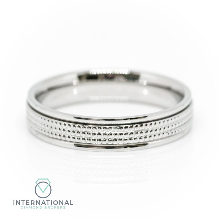 Ladies 3mm 18ct White Gold Millegrain Patterned Wedding Ring